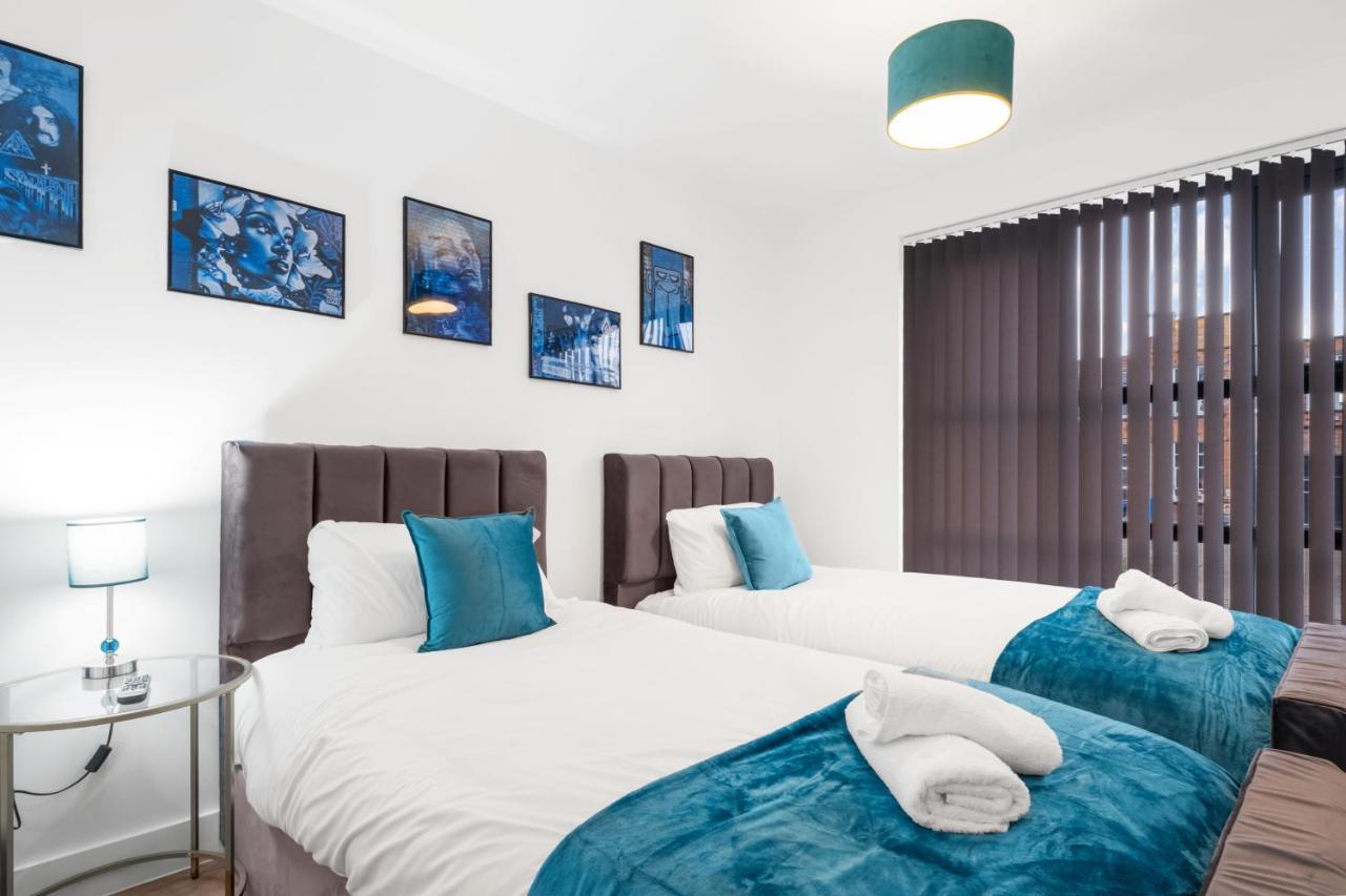 Ebra Stays - Choice Of 2 Or 3 Individual Beds - Luxury New Build Apartment ✪ City Centre, Digbeth ✓ Smart Tv'S & Large Corner Sofa - Birmingham Eksteriør bilde