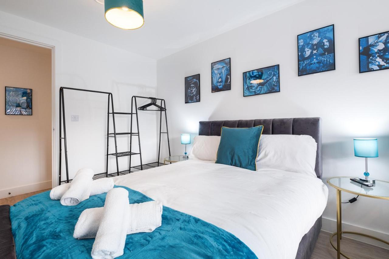 Ebra Stays - Choice Of 2 Or 3 Individual Beds - Luxury New Build Apartment ✪ City Centre, Digbeth ✓ Smart Tv'S & Large Corner Sofa - Birmingham Eksteriør bilde